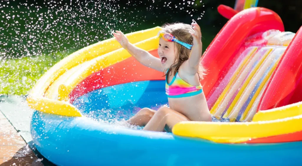 brinquedos de piscina