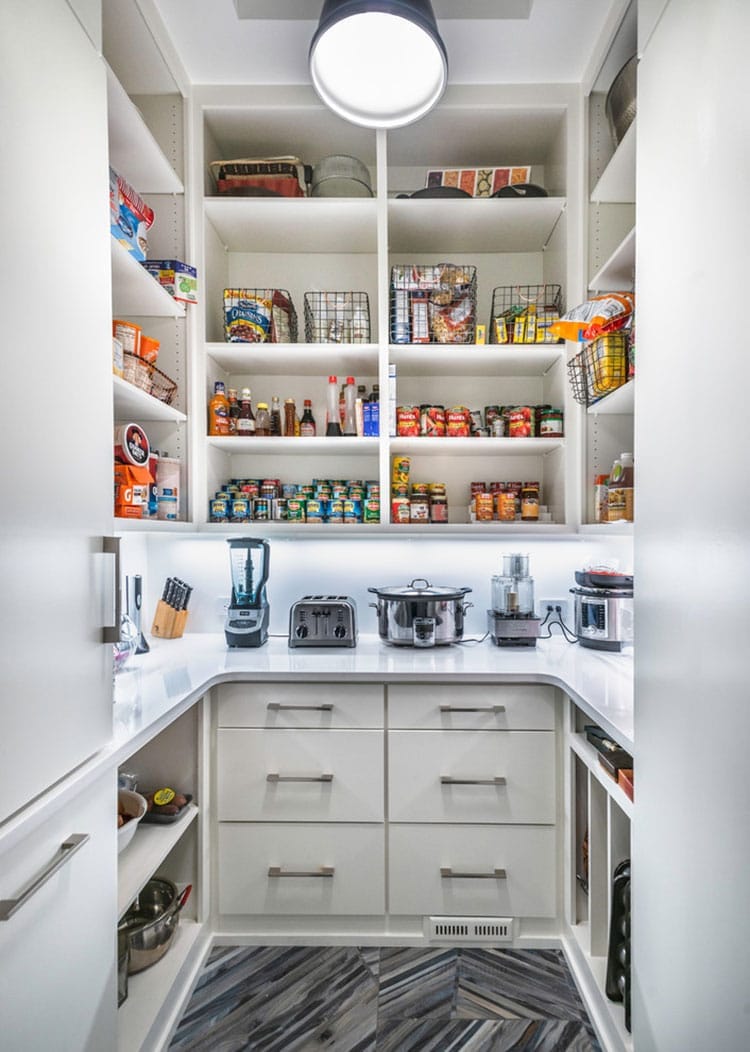 Ideias de cozinha com despensa separada n.2