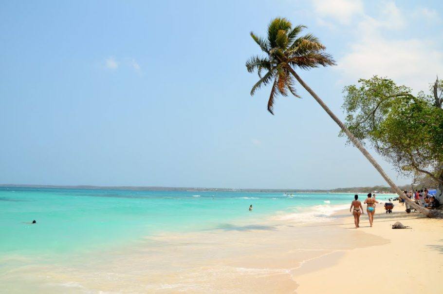 Isla Barú, em Cartagena, tem, praias de águas transparentes