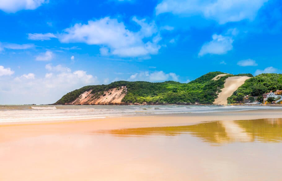 Praia das dunas de Ponta Negra na cidade de Natal, Brasil