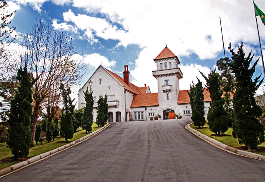 O Palácio Boa Vista, em Campos do Jordão, foi inaugurado em julho de 1964, para servir de residência de inverno do governador de São Paulo